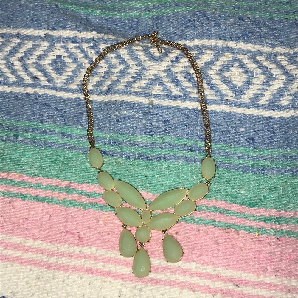 Statement necklace